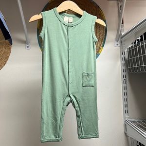 Kyte Baby Sleeveless snap romper